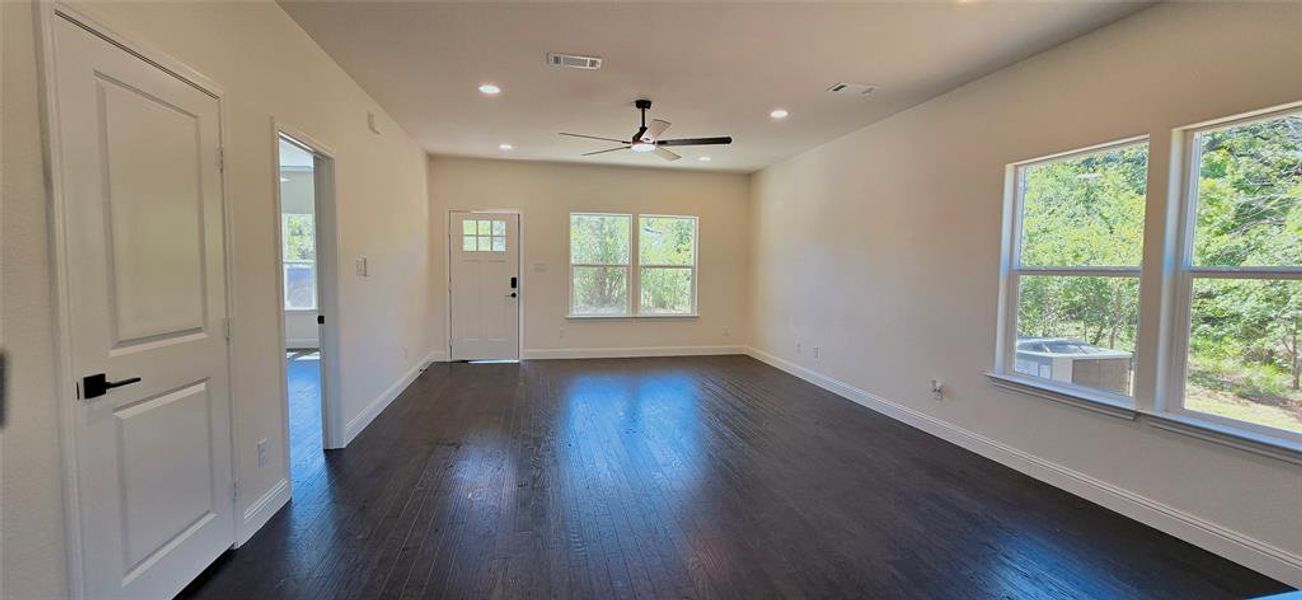 Spacious, unfurnished interior of a new home in , Granbury (Image 12). Spacious, unfurnished interior of a new home in , Granbury (Image 12).