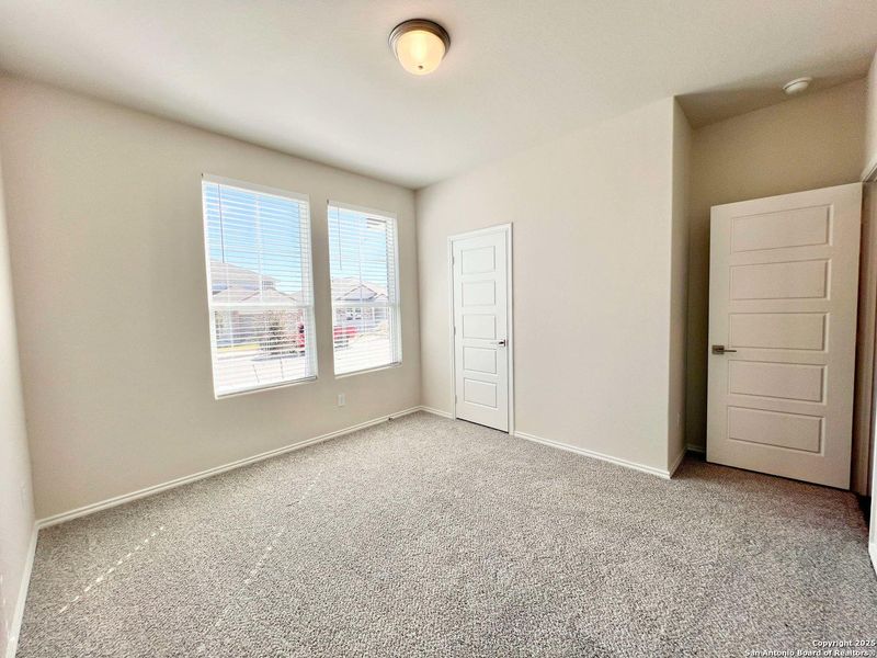 Spacious, unfurnished interior of a new home in Horizon Pointe, Converse (Image 27). Spacious, unfurnished interior of a new home in Horizon Pointe, Converse (Image 27).