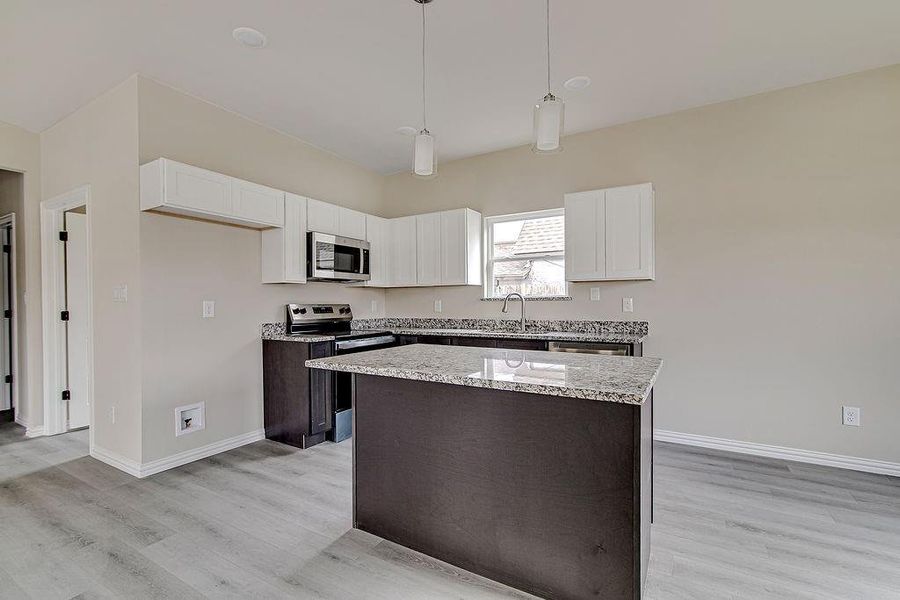 Furnished interior view inside a new home in , Fort Worth (Image 9).