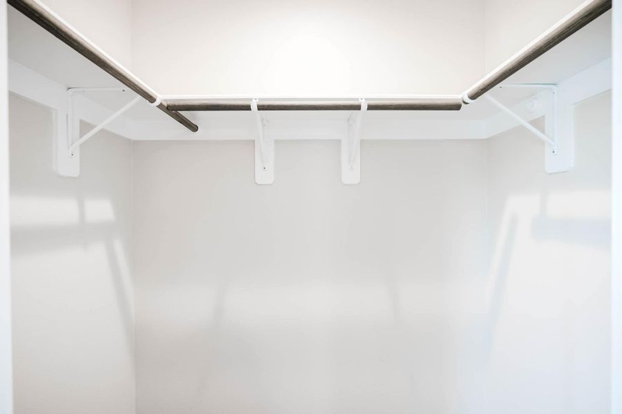 Spacious, unfurnished interior of a new home in , Houston (Image 17).