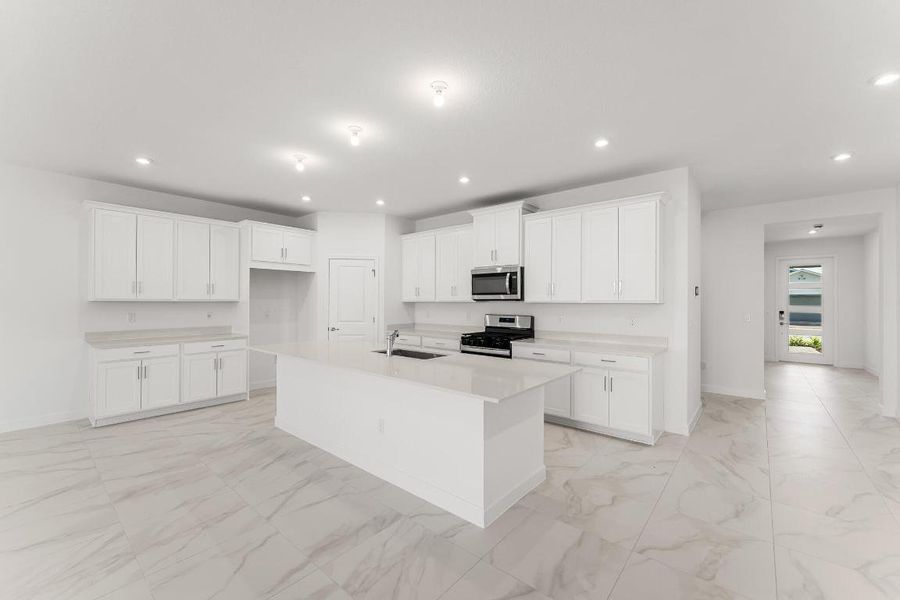 US_SEF_GATEWAY_LOT 302_kitchen 2