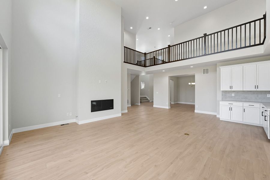 Spacious, unfurnished interior of a new home in Macanta Destination Collection, Castle Rock (Image 13).