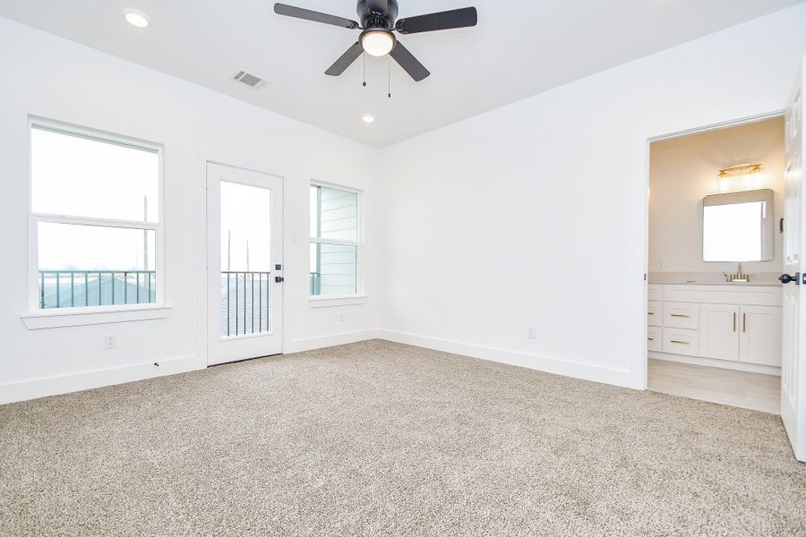 Spacious, unfurnished interior of a new home in , Houston (Image 25). Spacious, unfurnished interior of a new home in , Houston (Image 25).