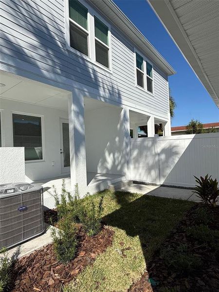 Exterior details and patio area of a home in , Tampa (Image 21).
