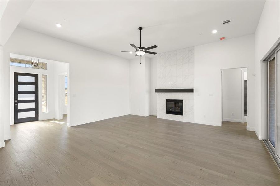 10. 473 Flor - Family (2)