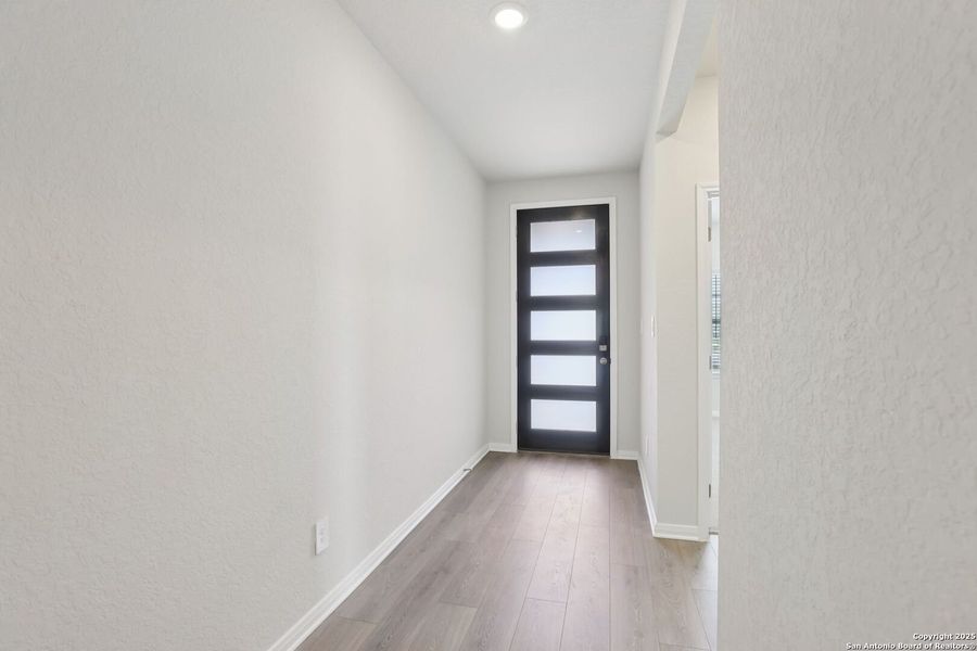 Spacious, unfurnished interior of a new home in Legendary Trails - Classic Series, Cibolo (Image 41).