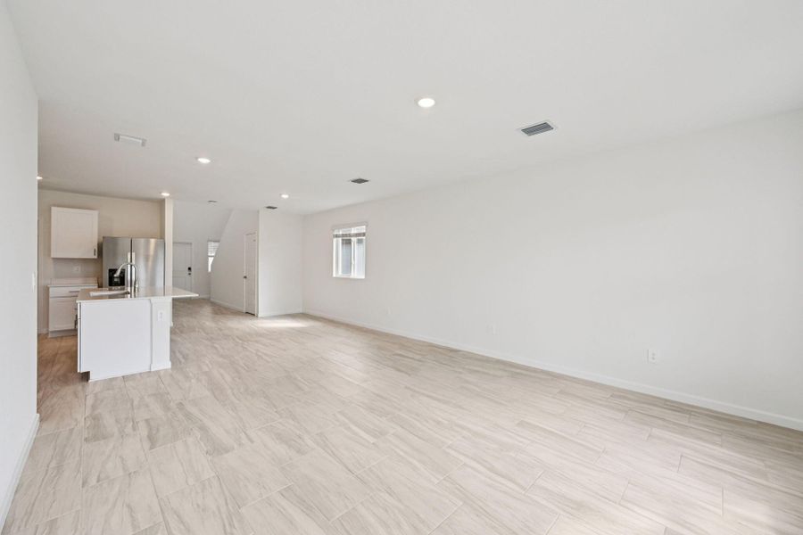 114414 New Dawn Rd FL (9)