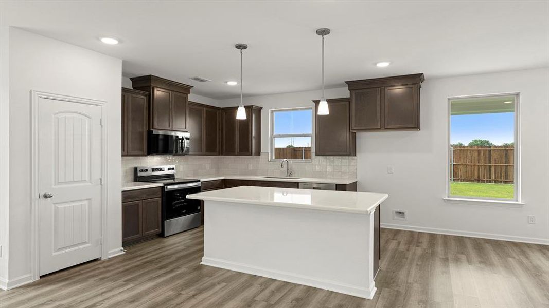 14. 2935 Wagoner - Kitchen (2) 14. 2935 Wagoner - Kitchen (2)