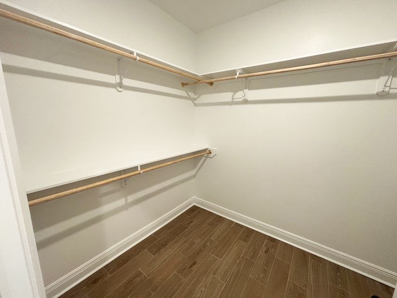 Spacious, unfurnished interior of a new home in Sentinel Ridge, Pace (Image 21). Spacious, unfurnished interior of a new home in Sentinel Ridge, Pace (Image 21).