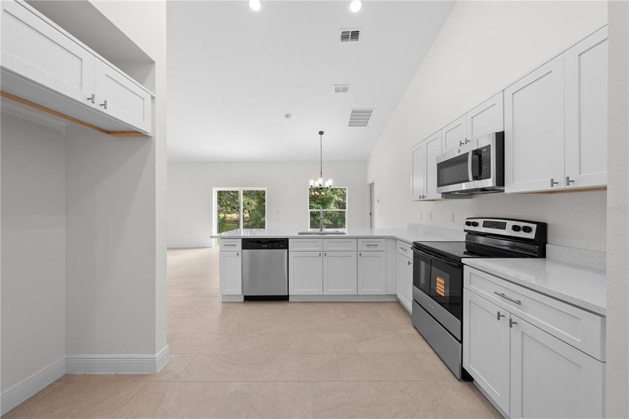Furnished interior view inside a new home in , Yeehaw Junction (Image 12).