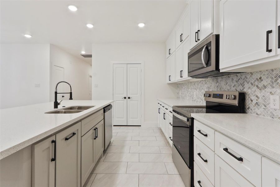 Furnished interior view inside a new home in , Prairie View (Image 6).