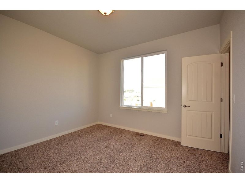 Spacious, unfurnished interior of a new home in , Johnstown (Image 27).