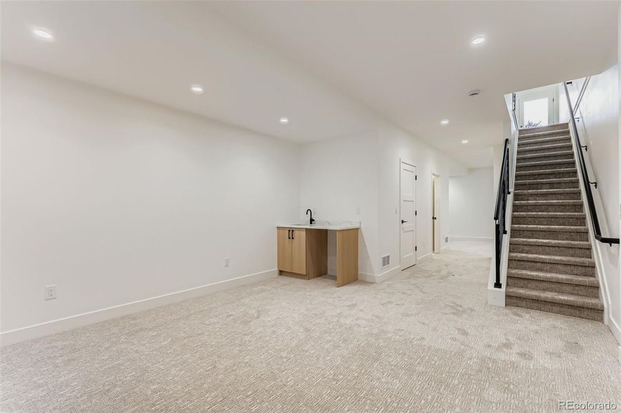 Spacious, unfurnished interior of a new home in , Denver (Image 22).