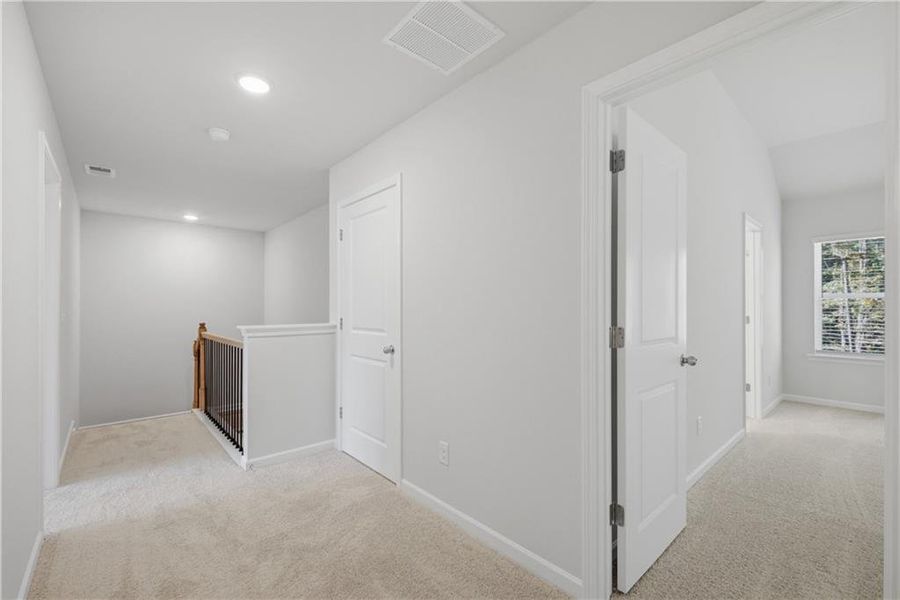 Spacious, unfurnished interior of a new home in , Lawrenceville (Image 34).