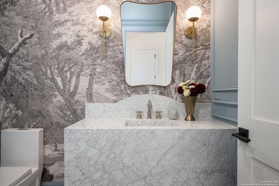 Image 55 of a home in .