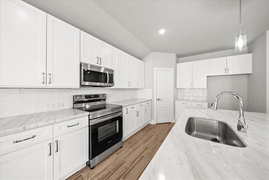 Furnished interior view inside a new home in , Fort Worth (Image 3). Furnished interior view inside a new home in , Fort Worth (Image 3).