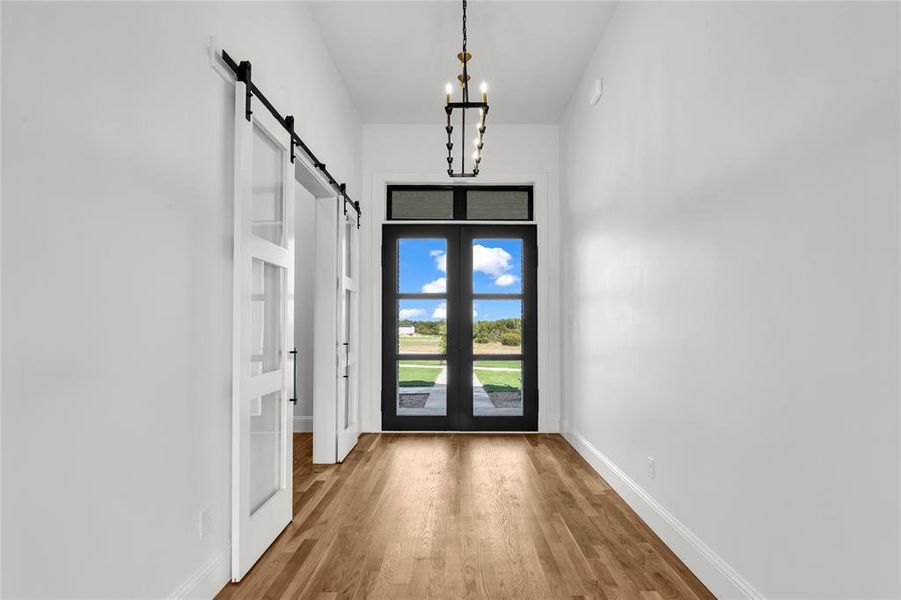 Spacious, unfurnished interior of a new home in , Weatherford (Image 26).