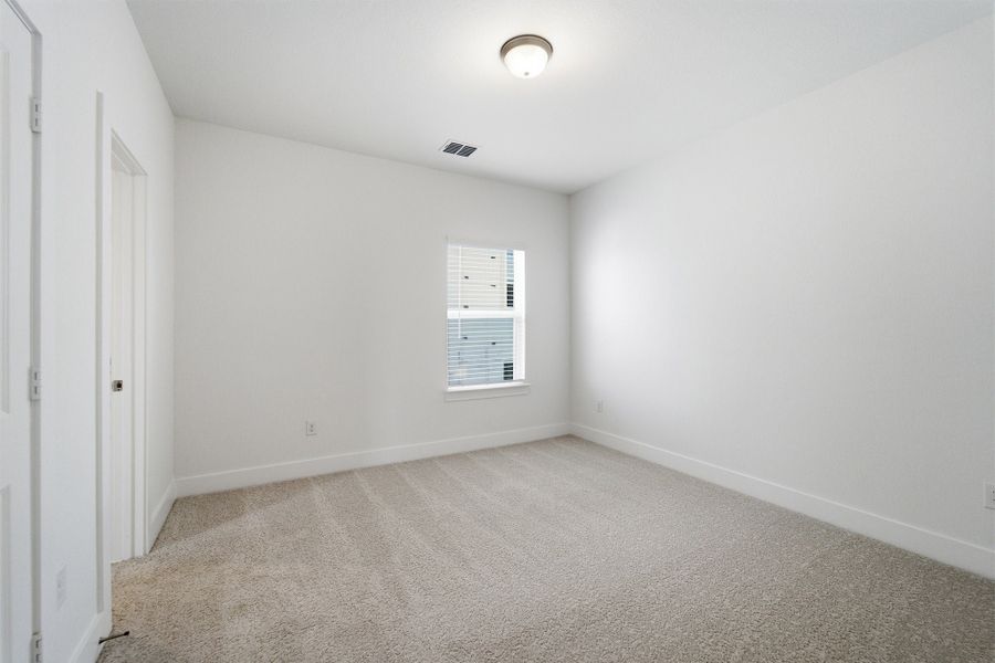 Spacious, unfurnished interior of a new home in Sunfield, Buda (Image 36). Spacious, unfurnished interior of a new home in Sunfield, Buda (Image 36).