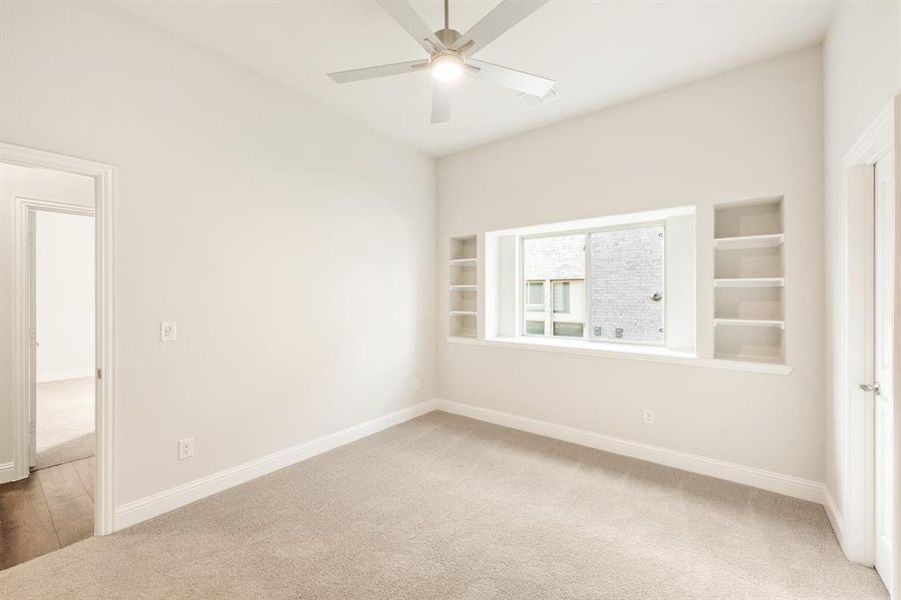 Spacious, unfurnished interior of a new home in Sunset Ridge, Alvarado (Image 28).