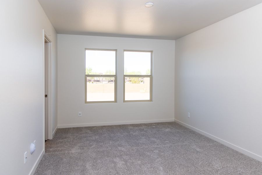 Spacious, unfurnished interior of a new home in Rancho Santa Rosa, Maricopa (Image 37).