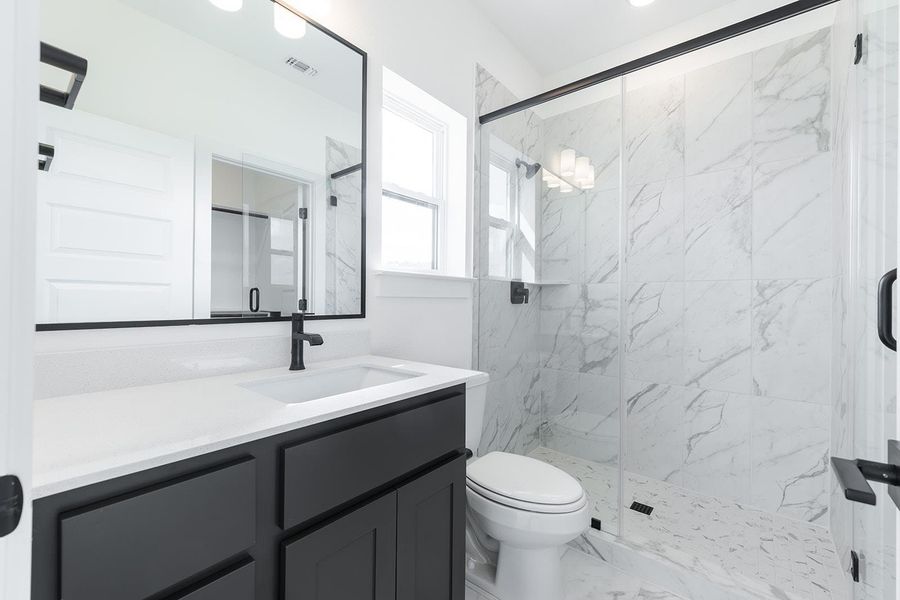 Image 20 of a home in Rough Hollow The District. Image 20 of a home in Rough Hollow The District.