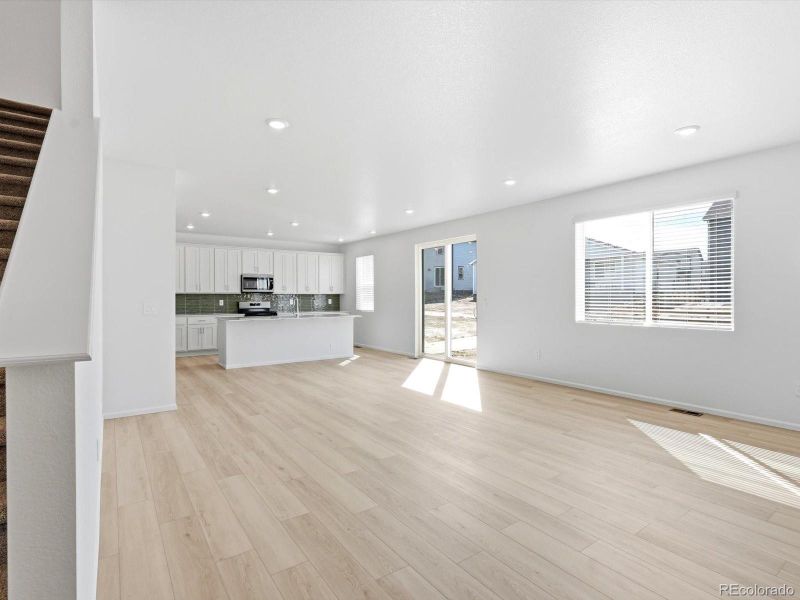 Spacious, unfurnished interior of a new home in , Windsor (Image 24).