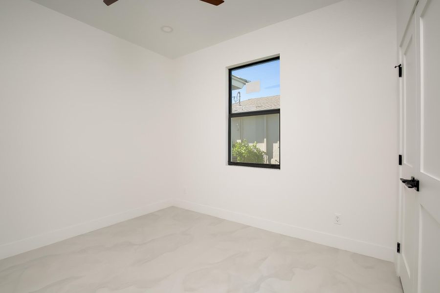 5203SouthLovoy-21