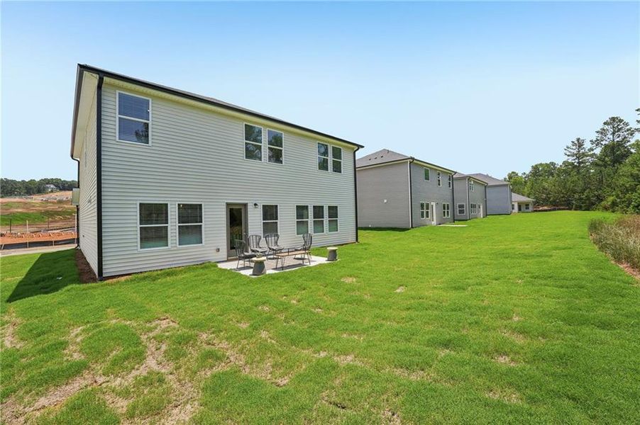 Exterior details and patio area of a home in Manning Mill, Adairsville (Image 33).