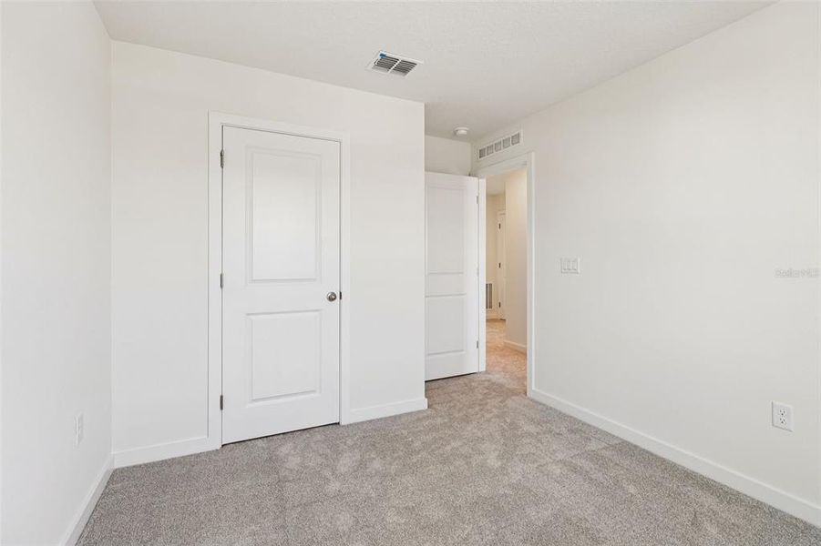 Spacious, unfurnished interior of a new home in Cyrene at Harmony, St. Cloud (Image 27).