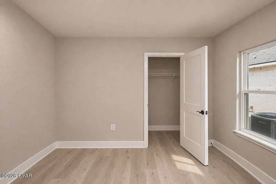 Spacious, unfurnished interior of a new home in College Station, Panama City (Image 17).