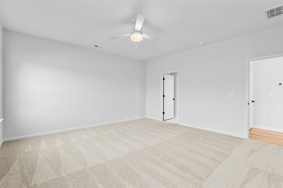 Spacious, unfurnished interior of a new home in Brooke Hill, Lewisville (Image 33). Spacious, unfurnished interior of a new home in Brooke Hill, Lewisville (Image 33).