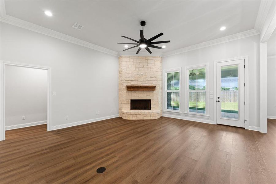 Spacious, unfurnished interior of a new home in , Waco (Image 34).