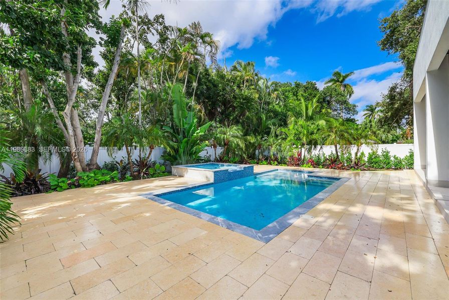 Exterior details and patio area of a home in , Biscayne Park (Image 28).