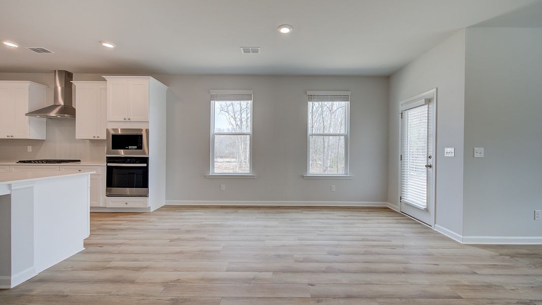 Furnished interior view inside a new home in Hamilton Lakes, Lawrenceville (Image 9).