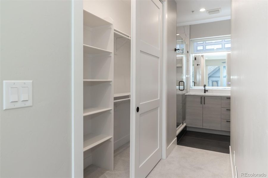 Furnished interior view inside a new home in , Winter Park (Image 8).