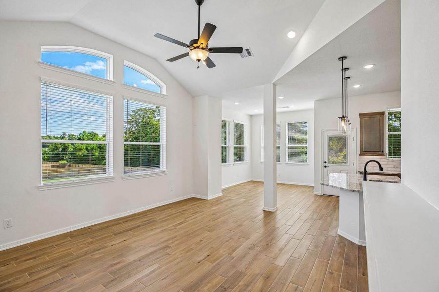 Spacious, unfurnished interior of a new home in Woodforest, Montgomery (Image 13). Spacious, unfurnished interior of a new home in Woodforest, Montgomery (Image 13).