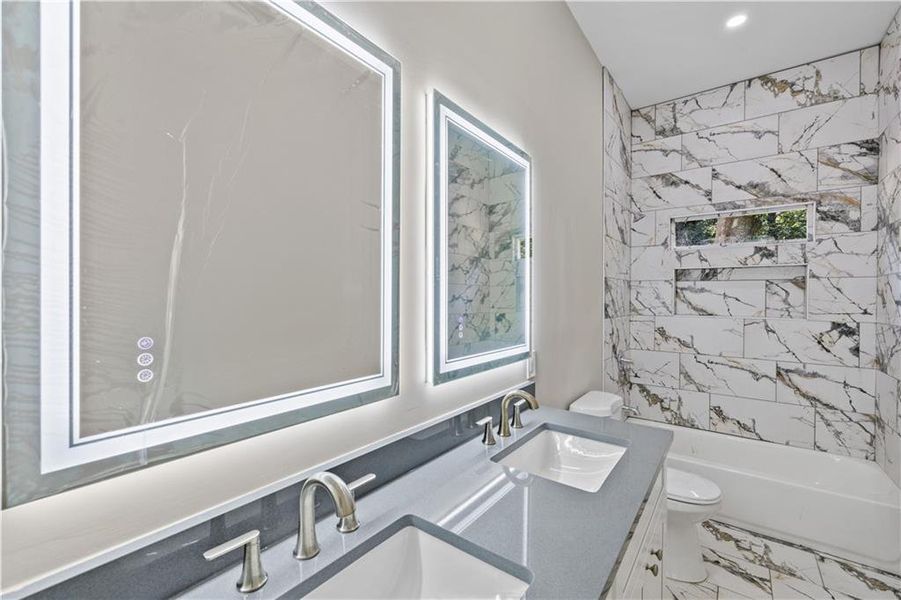 Image 28 of a home in .