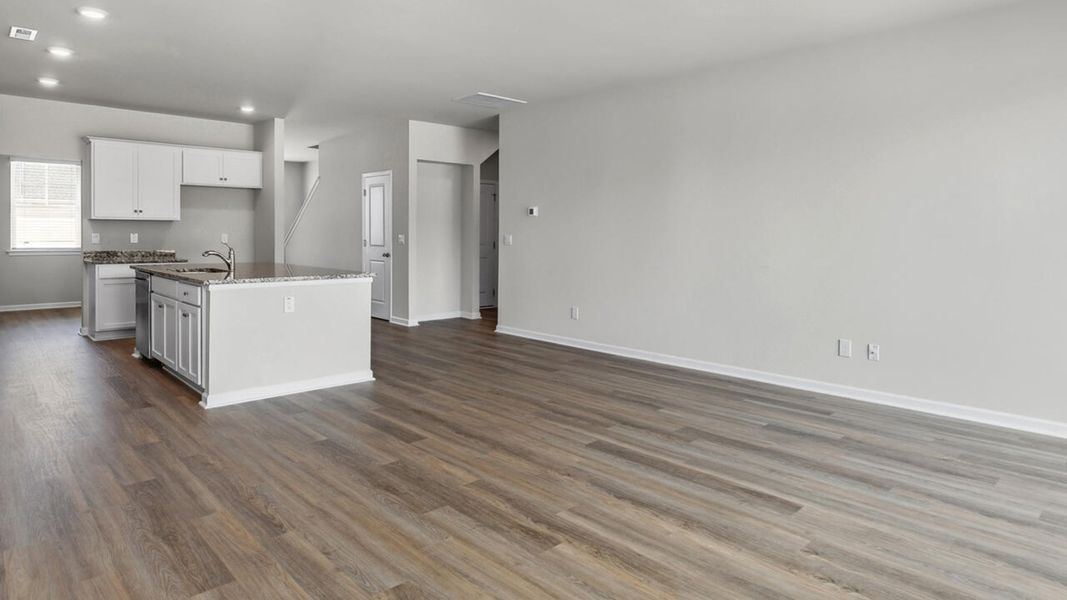 Spacious, unfurnished interior of a new home in Surfside Landing, Hubert (Image 19).