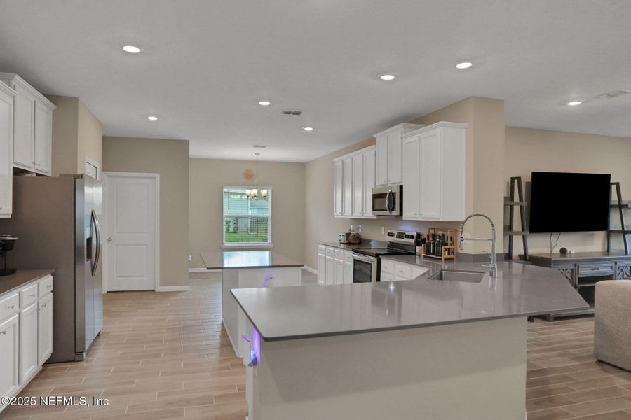 Furnished interior view inside a new home in , Green Cove Springs (Image 9). Furnished interior view inside a new home in , Green Cove Springs (Image 9).