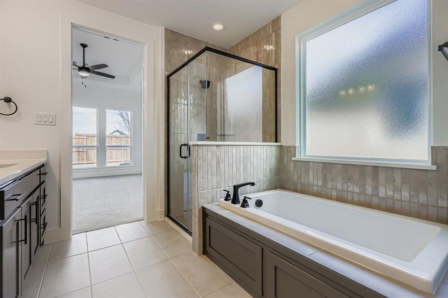 Furnished interior view inside a new home in , Celina (Image 9).