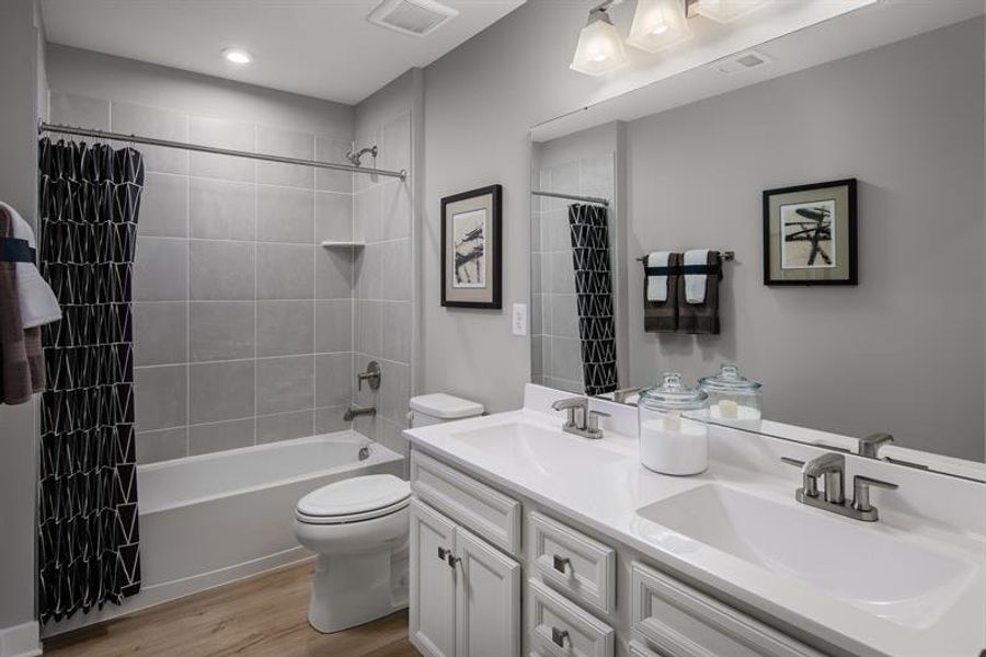 Representative furnished interior of a home built from the Powell by Ryan Homes in Muirwood, Murfreesboro (Image 14).