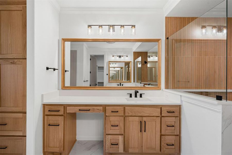 Furnished interior view inside a new home in Santana Ridge, Weatherford (Image 4). Furnished interior view inside a new home in Santana Ridge, Weatherford (Image 4).