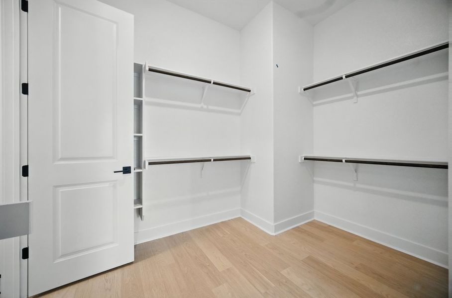 Furnished interior view inside a new home in Foxfield, Austin (Image 6).