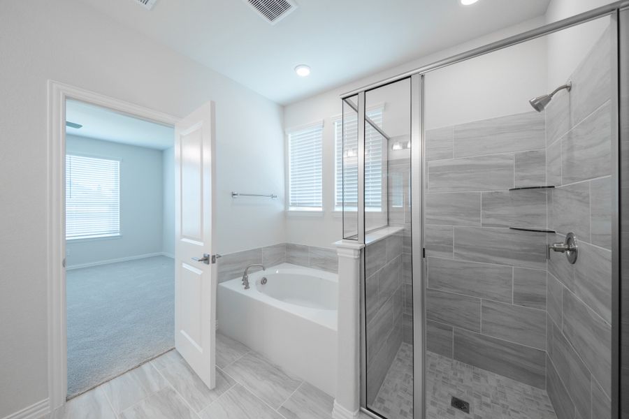 Furnished interior view inside a new home in Verandah, Royse City (Image 9).