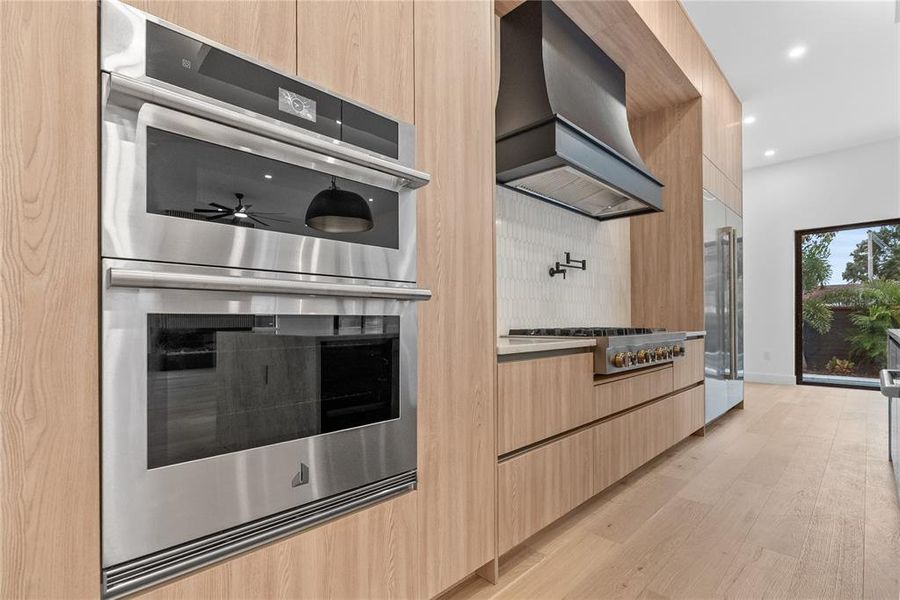 Furnished interior view inside a new home in , Tampa (Image 16). Furnished interior view inside a new home in , Tampa (Image 16).