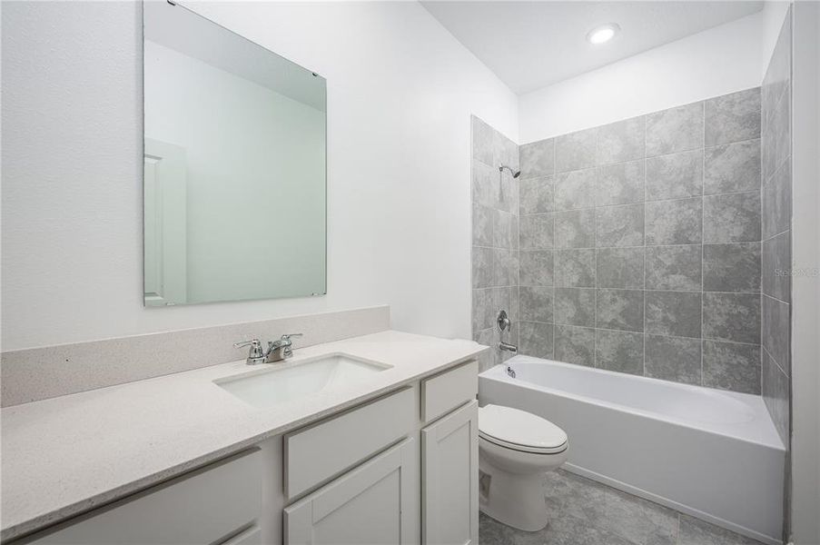 Furnished interior view inside a new home in , Davenport (Image 10).