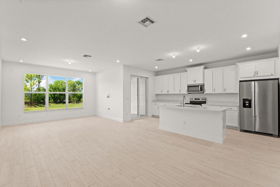 US_SEF_AQUA_LOT 140_kitchen 2