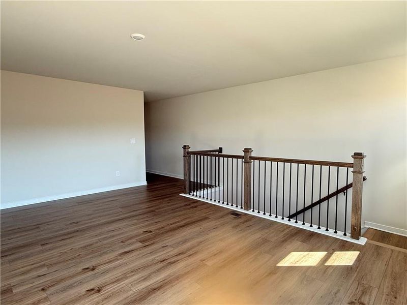 Spacious, unfurnished interior of a new home in Ponderosa Farms Reserve, Gainesville (Image 20).