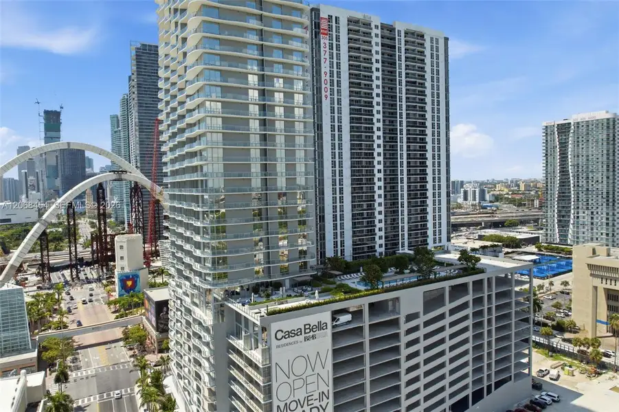 Condo located in Miami, FL showcasing its design and architecture (Image 35). Condo located in Miami, FL showcasing its design and architecture (Image 35).