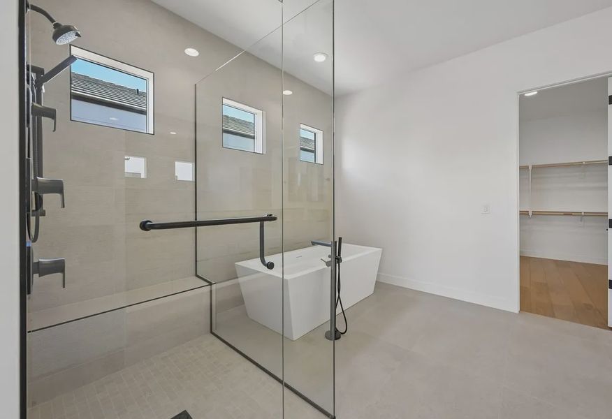 Primary Bathroom - 17 of 19